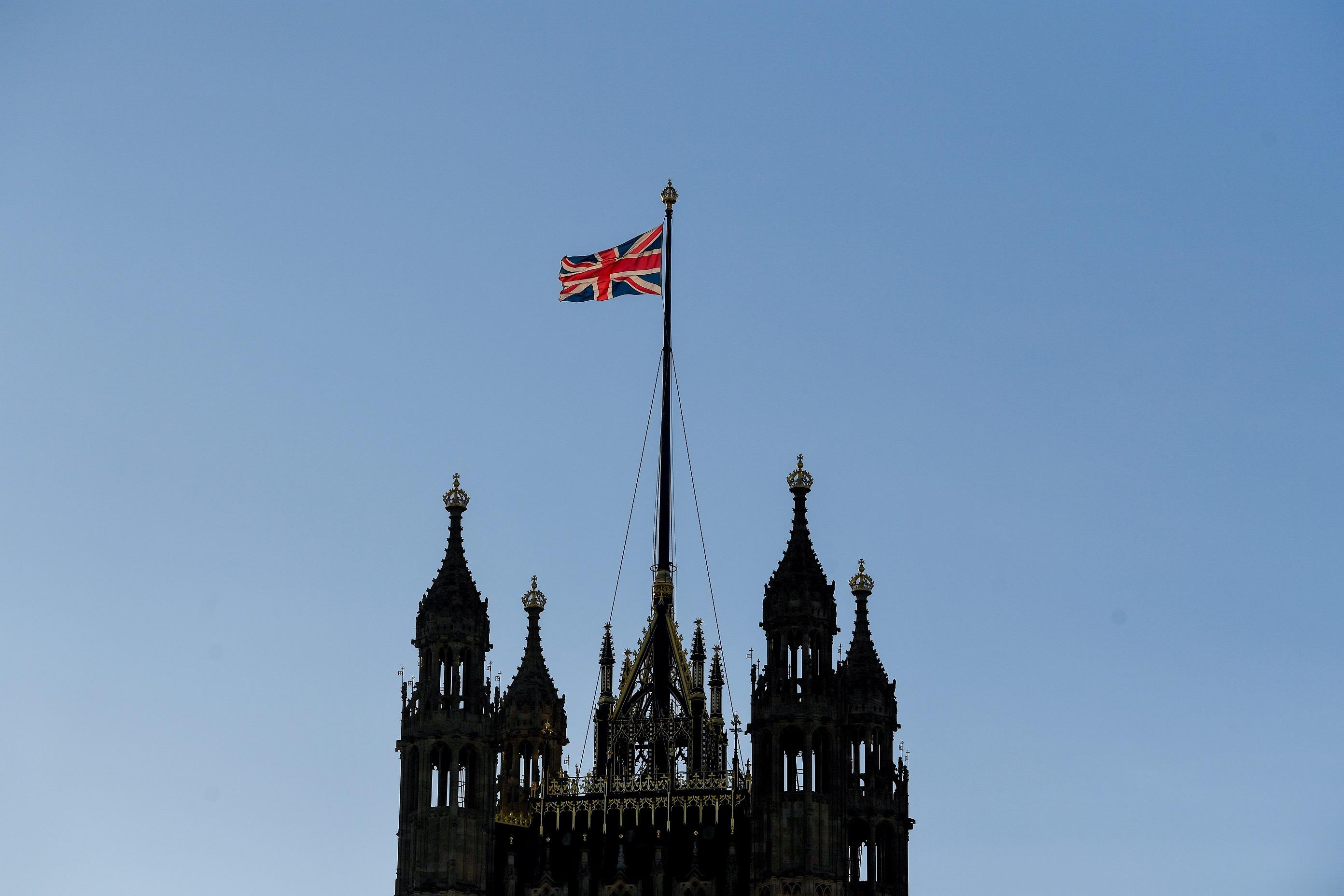 海外樓市｜又關烏俄事？解構英國煞停「黃金簽證」背後考慮！