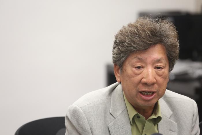 湯家驊指,兩位英國法官辭任不影響終院運作。