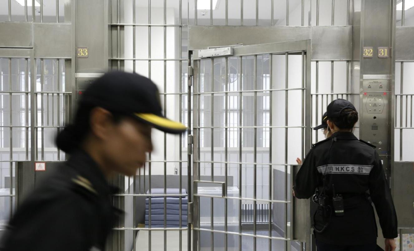懲教署指,無「35+」案被還押被告遭罰隔離囚禁。(資料圖片)