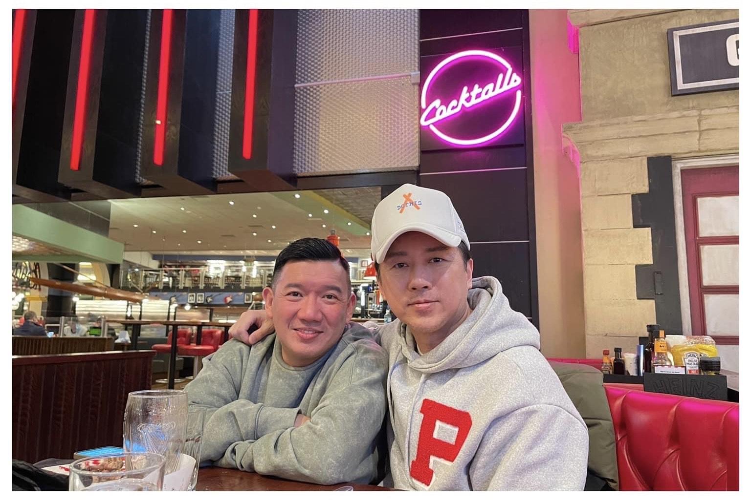 杜汶澤跟亞視之友林子博英國敘舊