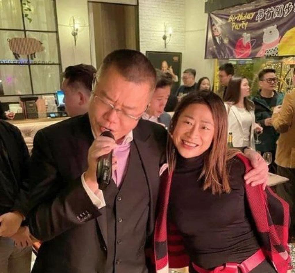 洪為民年初在灣仔舉行生日派對,部分賓客未有在飲食以外戴口罩。(資料圖片)