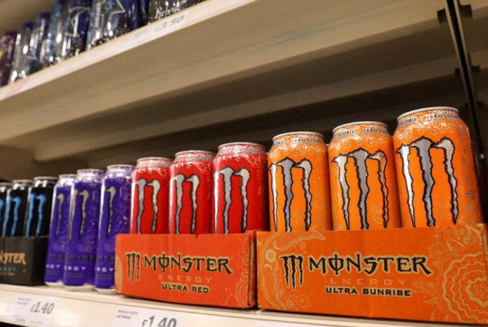 外媒報道墨西哥一名男童在飲用Monster Energy能量飲品後不適,留院6天後拔喉離世。(路透社)