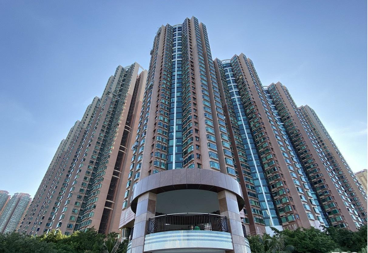 上車客睇樓一個月,見樓市回暖即趕緊入市,斥860萬元購灝景灣8座高層G室。