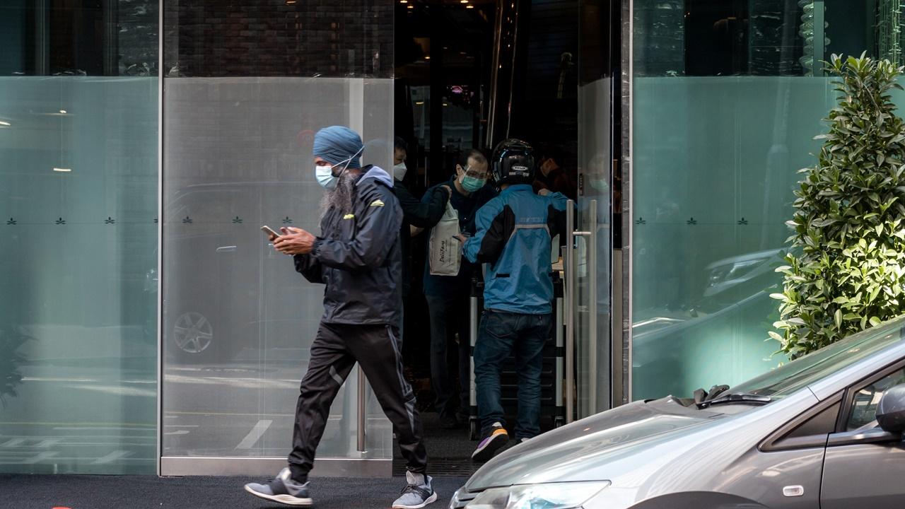 許樹昌指,倘檢疫酒店房間充足,政府可考慮取消熔斷機制。(資料圖片)