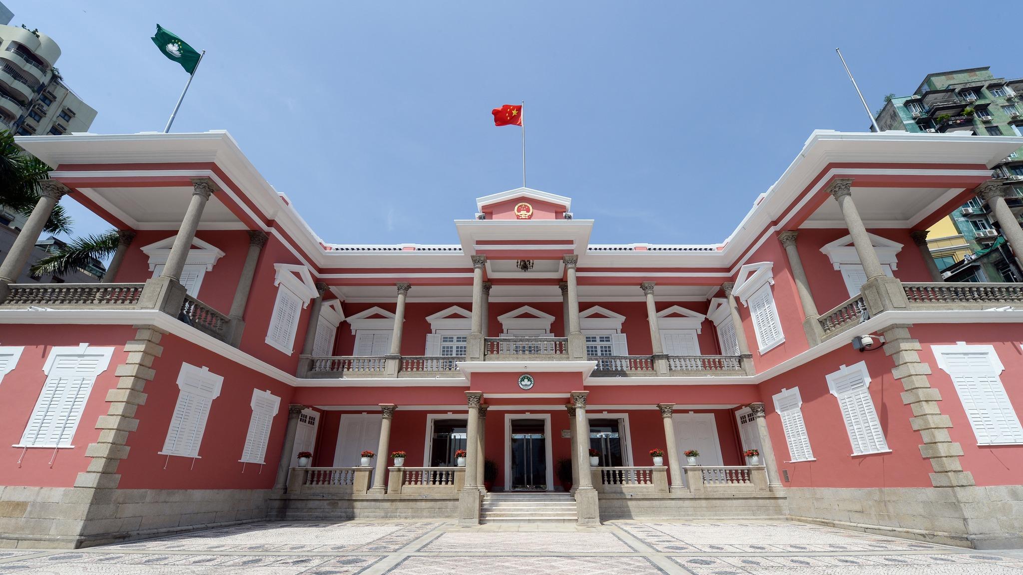 回歸25周年|賀一誠今起訪港將出席七一回歸活動及新政府就職禮