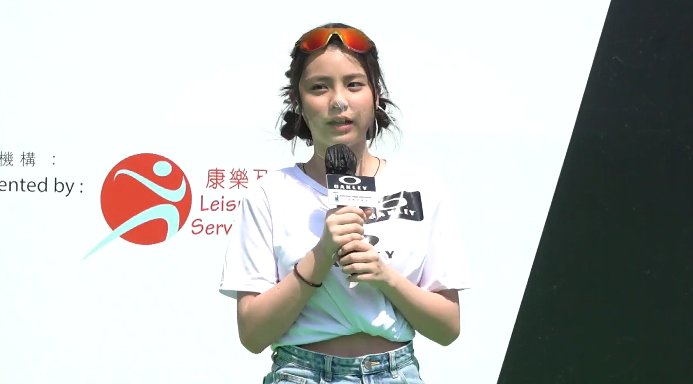 姚焯菲返港後首度公開亮相,並開腔回應與攣毛男的關係。