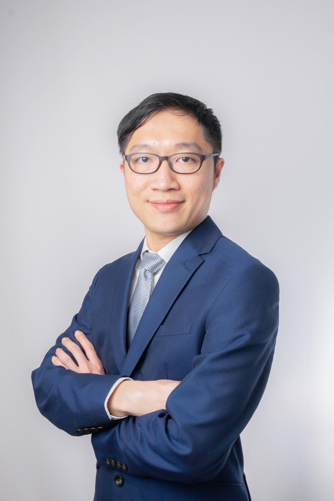 骨科專科醫生洪亮斌