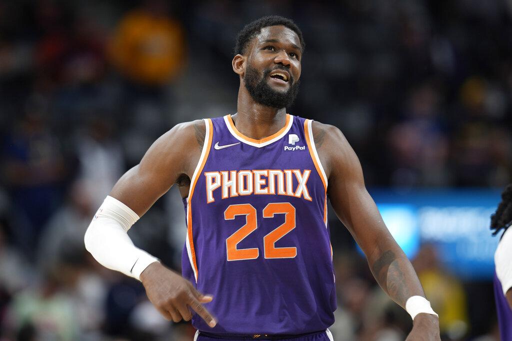 艾頓(Deandre Ayton)以四年1.33億續留太陽。(美聯社)