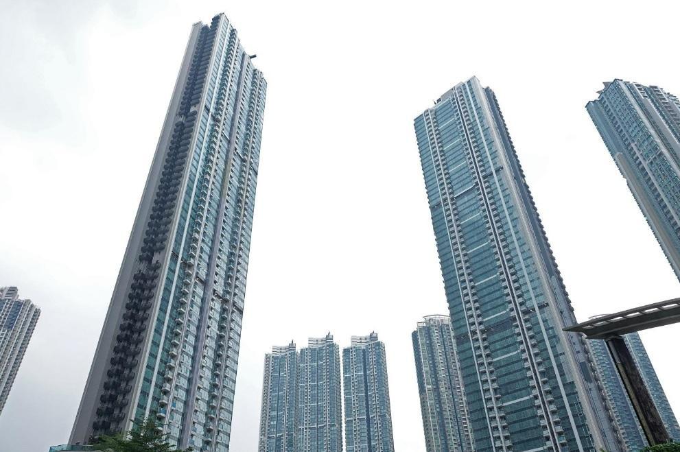 美國再度加息令部分準買家入市轉趨審慎,亦有部分業主減價求售,其中日出康城MONTARA最新錄一宗累減110萬元成交個案。(資料圖片)