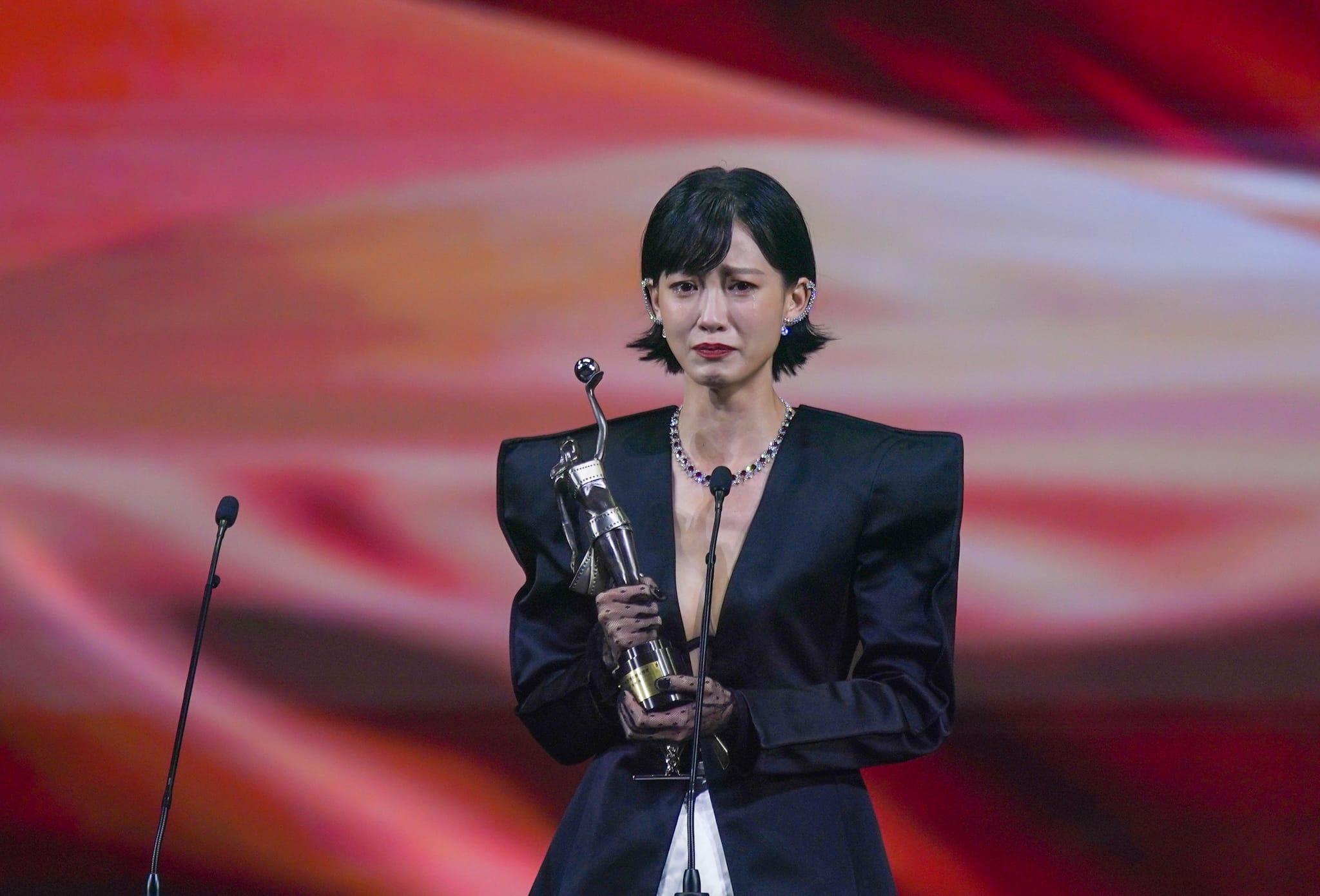 金像獎2022|廖子妤憑《梅艷芳》獲最佳女配角 哭爆多謝家人
