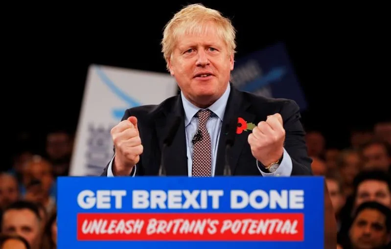 約翰遜2019年提早大選,並以「Get Brexit Done」為口號,最終豪賭成功,帶領保守黨大勝。(路透社)