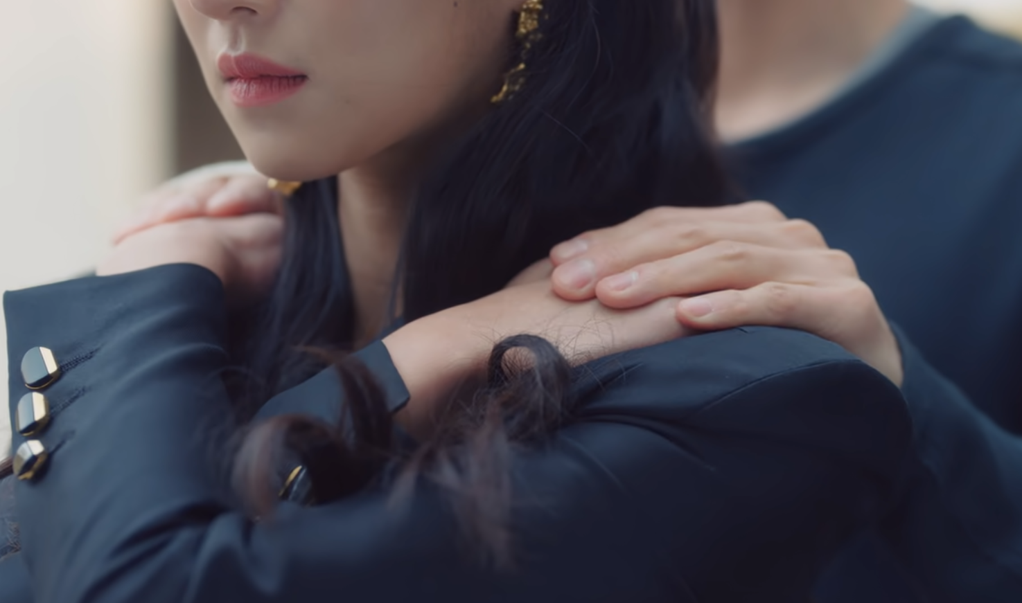 蝴蝶擁抱法
