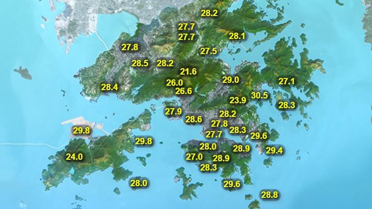 本港地區今日天氣預測天氣炎熱。部分時間有陽光,亦有幾陣驟雨。市區最高氣溫約32度,新界再高一兩度。(香港天文台)