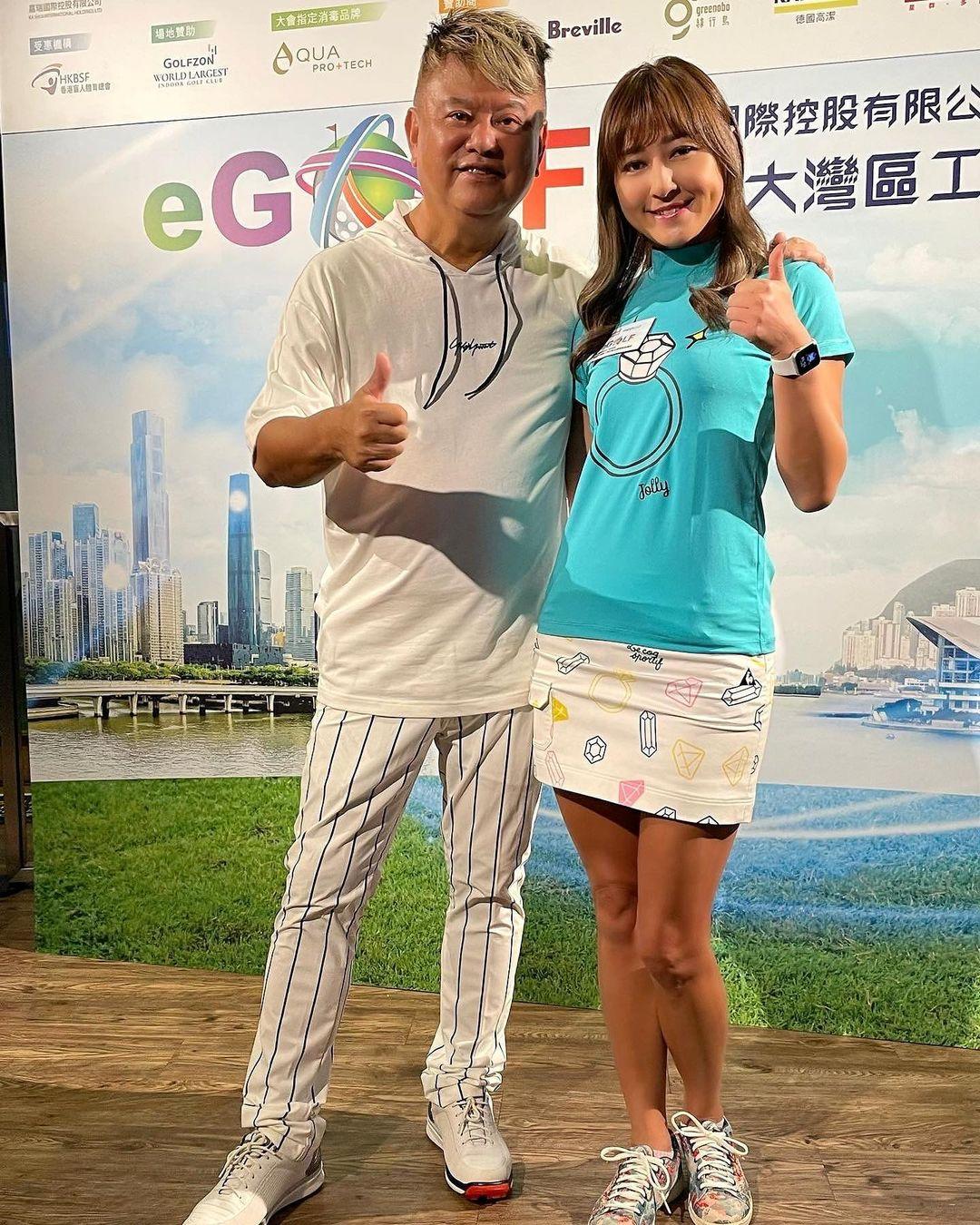 陳百祥與李思雅出席哥爾夫球活動。