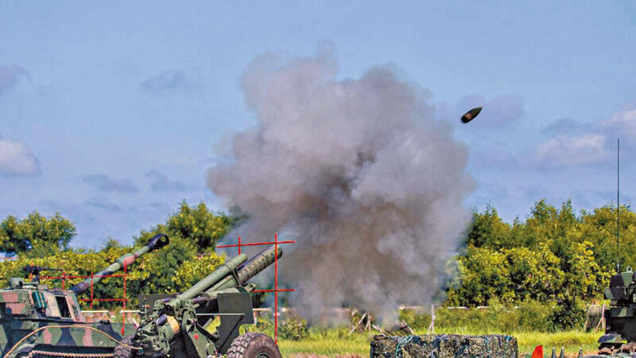14門大炮開火 戰機掛彈升空 台灣軍方:無關台海情勢