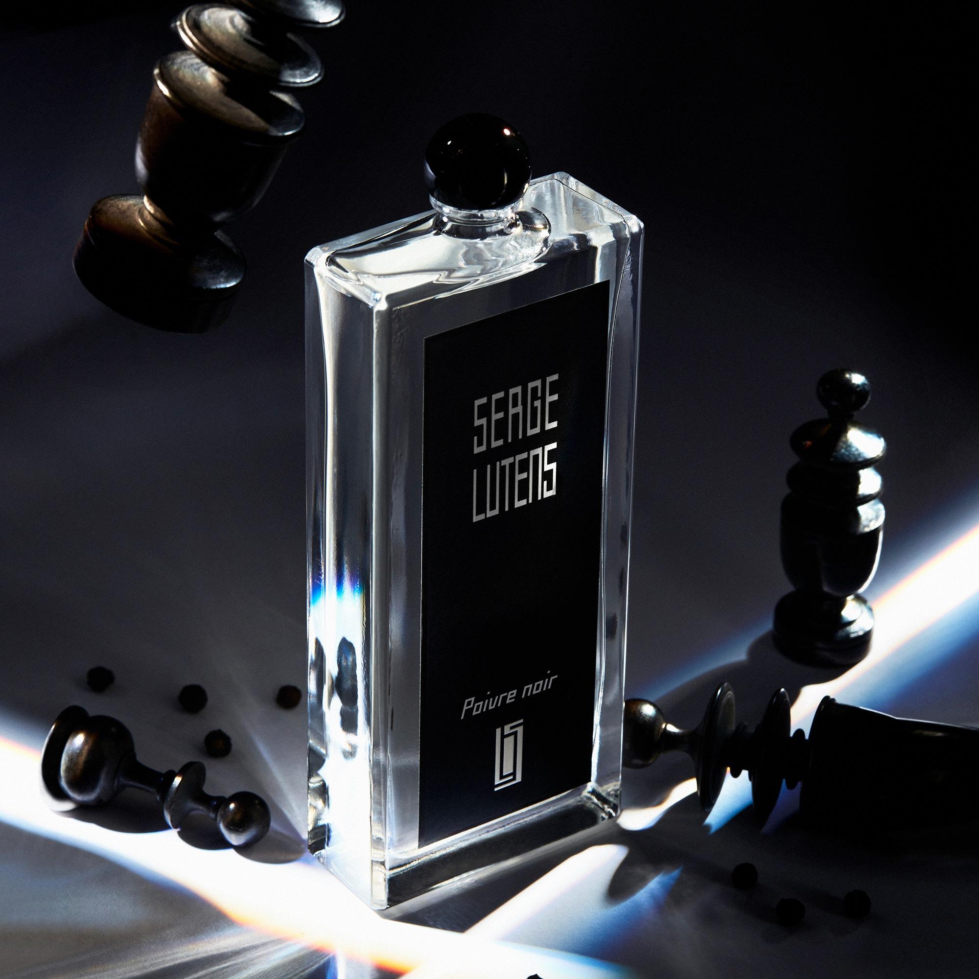 Serge Lutens 黑色禮服系列 黑胡椒 $1,180/50ml、$1,680/100ml (9月1日發售)