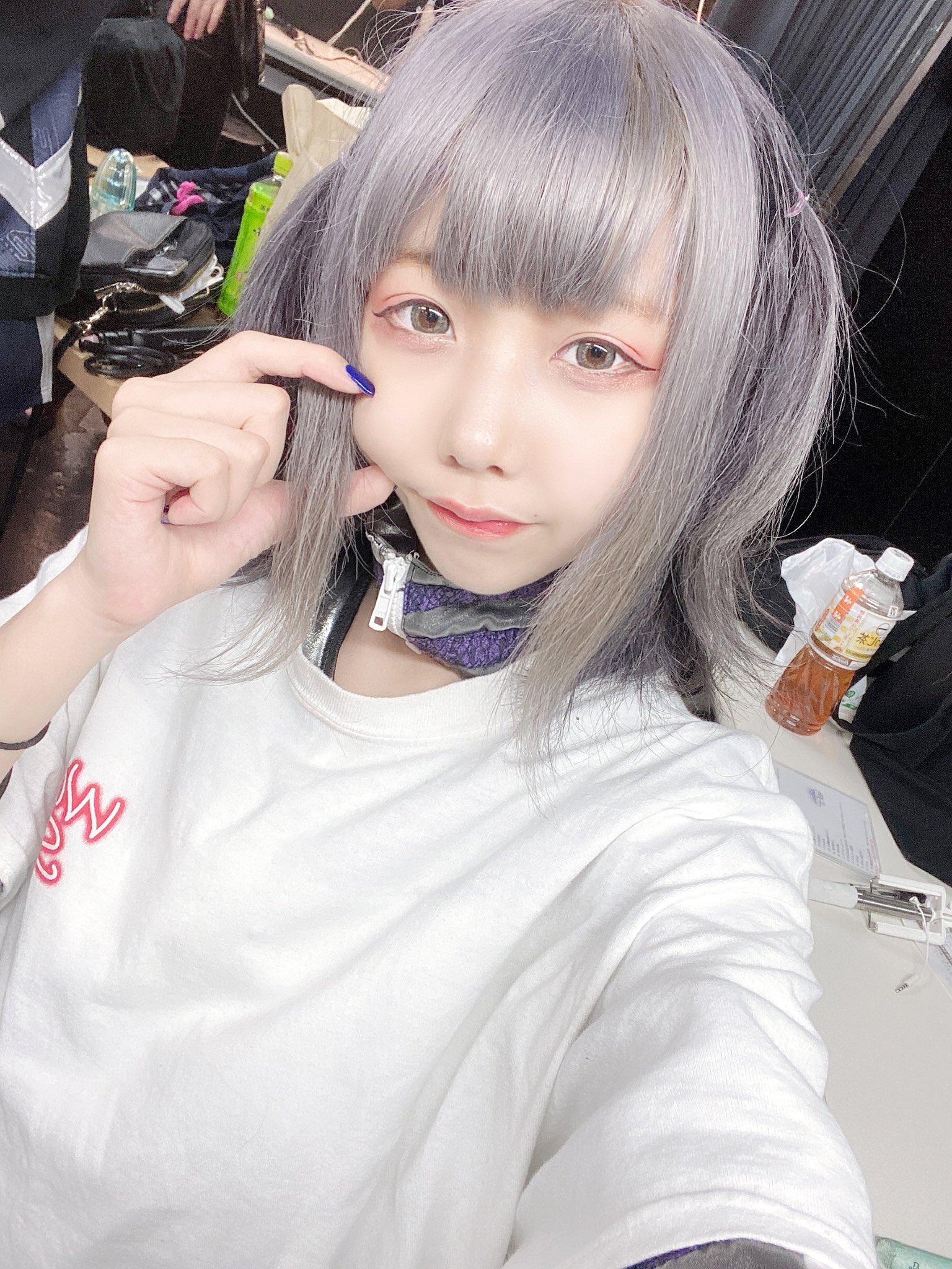 WONDER SNAKE所屬事務所未透露Iris的死因。