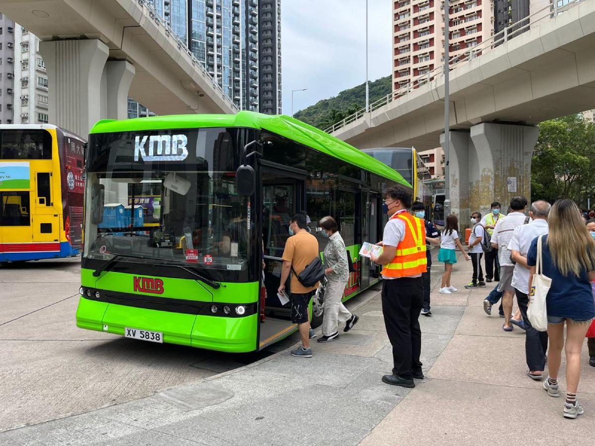 九巴半年虧損約1.4億母企轉蝕 最快2025年8分1車隊電動化