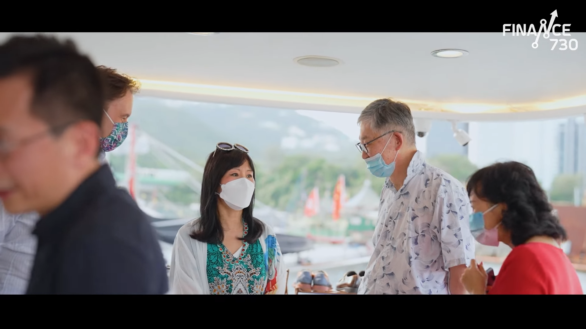 七仙羽早前應邀出席活動,同場還有中原地產創辦人施永青。