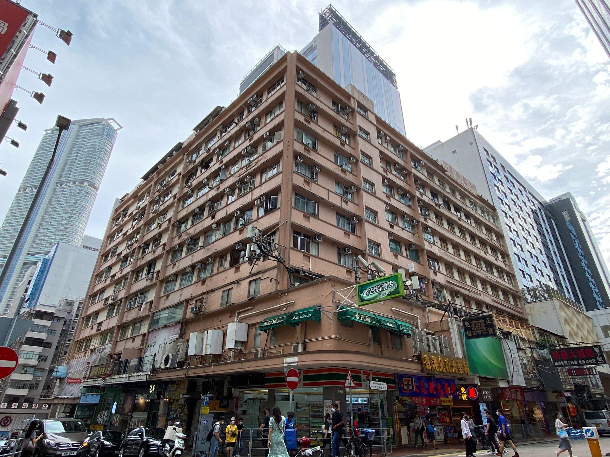恒地於2020年向土地審裁處申請強拍尖沙咀香檳大廈,目前已取得超過八成業權。