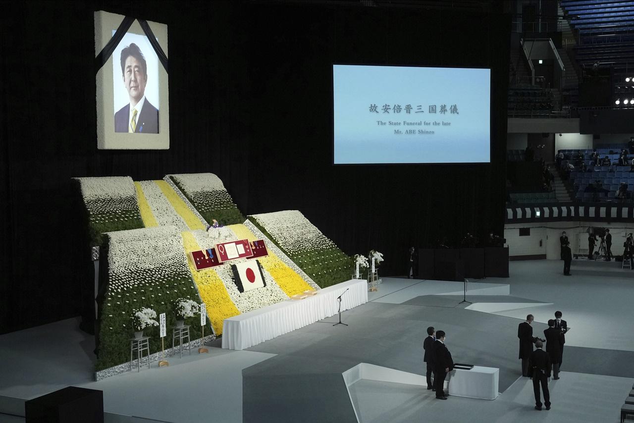 安倍國葬料燒9000萬,貴過英女王國葬。(AP)