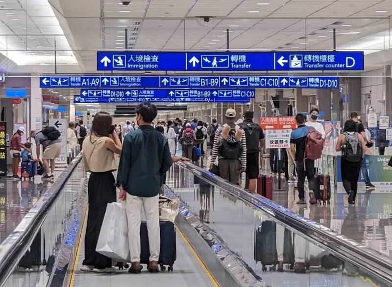 台灣最快下月13日開放邊境,但陸港澳遊客暫未能入境。(互聯網)