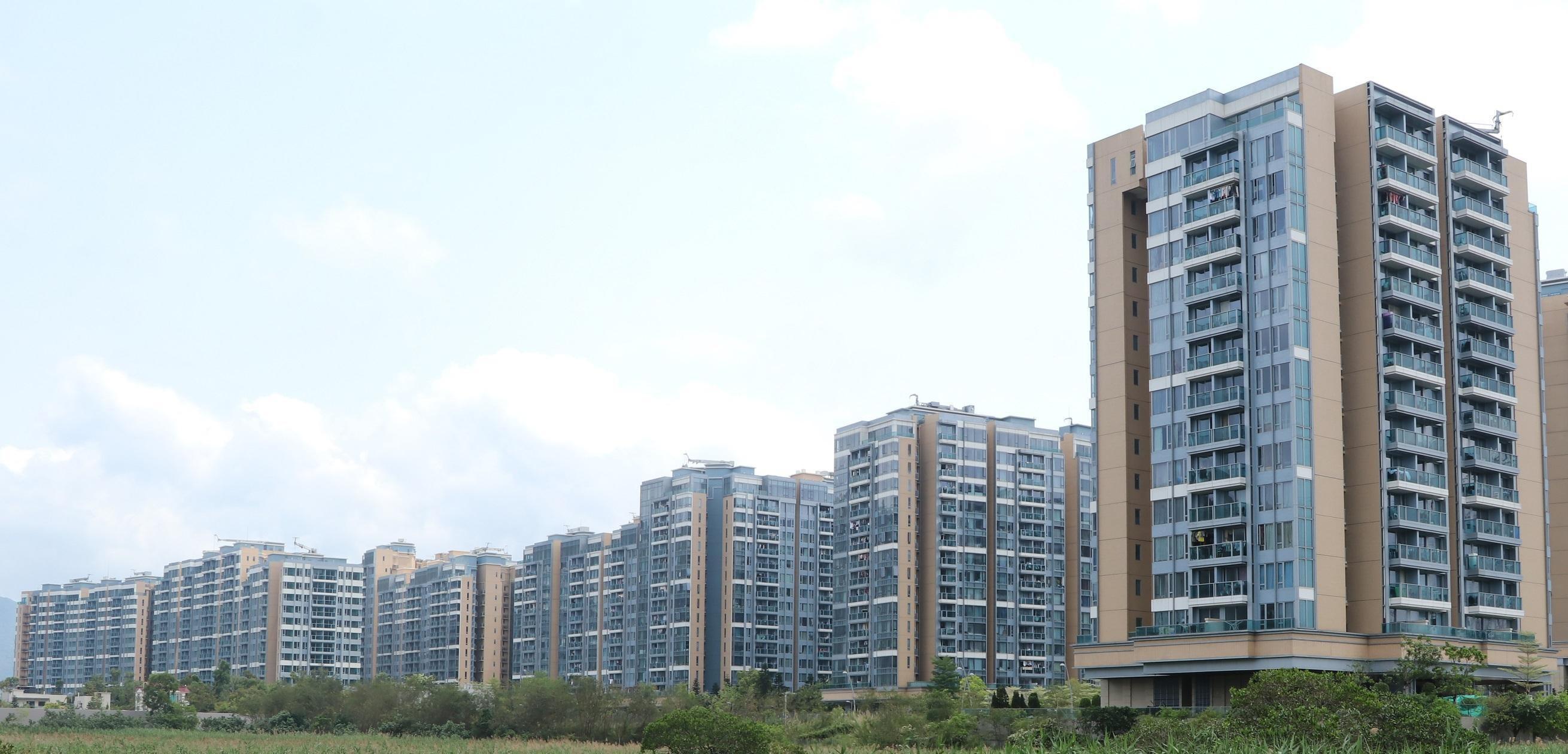 元朗Park YOHO一個實用面積251方呎開放式單位,近日以395萬元易手,造價創屋苑2年新低。