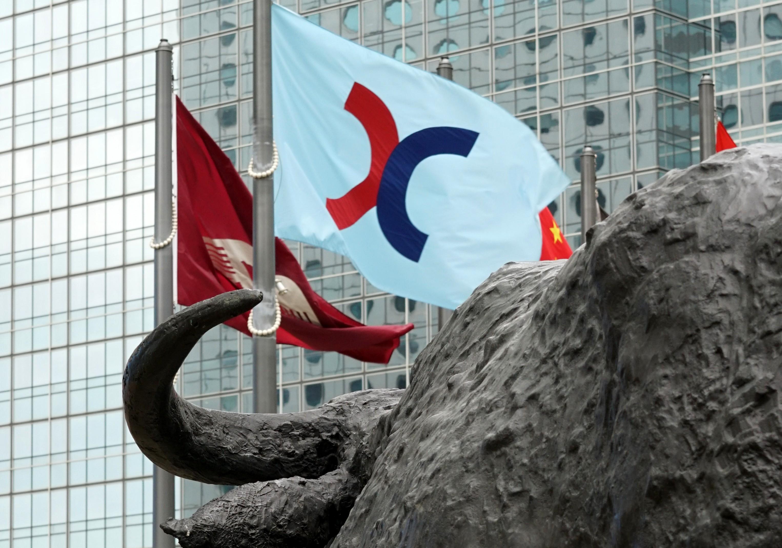 港股開市急挫 一度跌穿萬八試十年新低