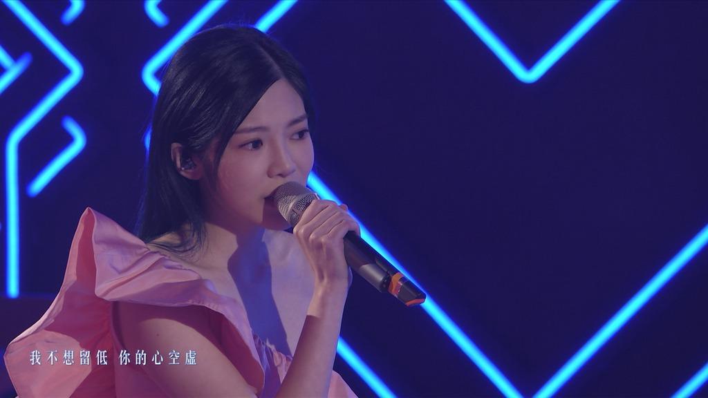 趙小婷曾簽約星夢做歌手。