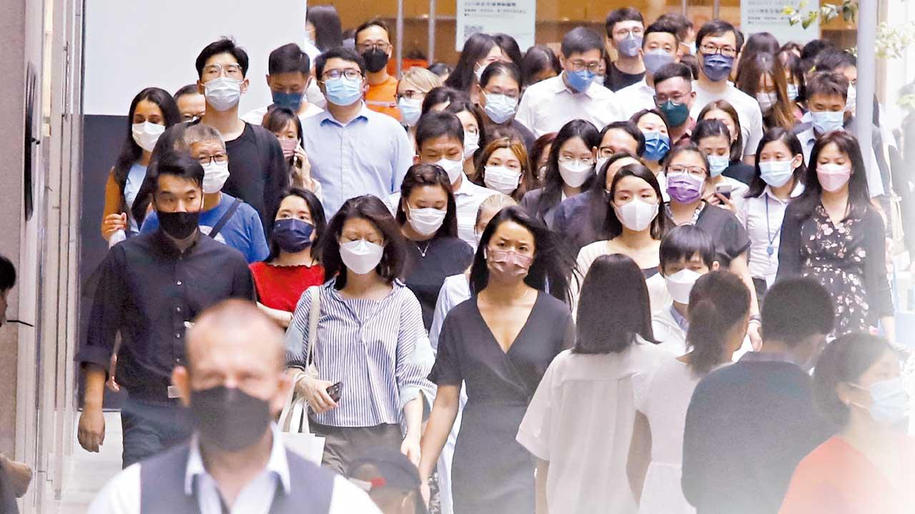 甯漢豪指施政報告表面奪回土地供應主導權 李家超:香港具「美貌與智慧」吸引人才DNA