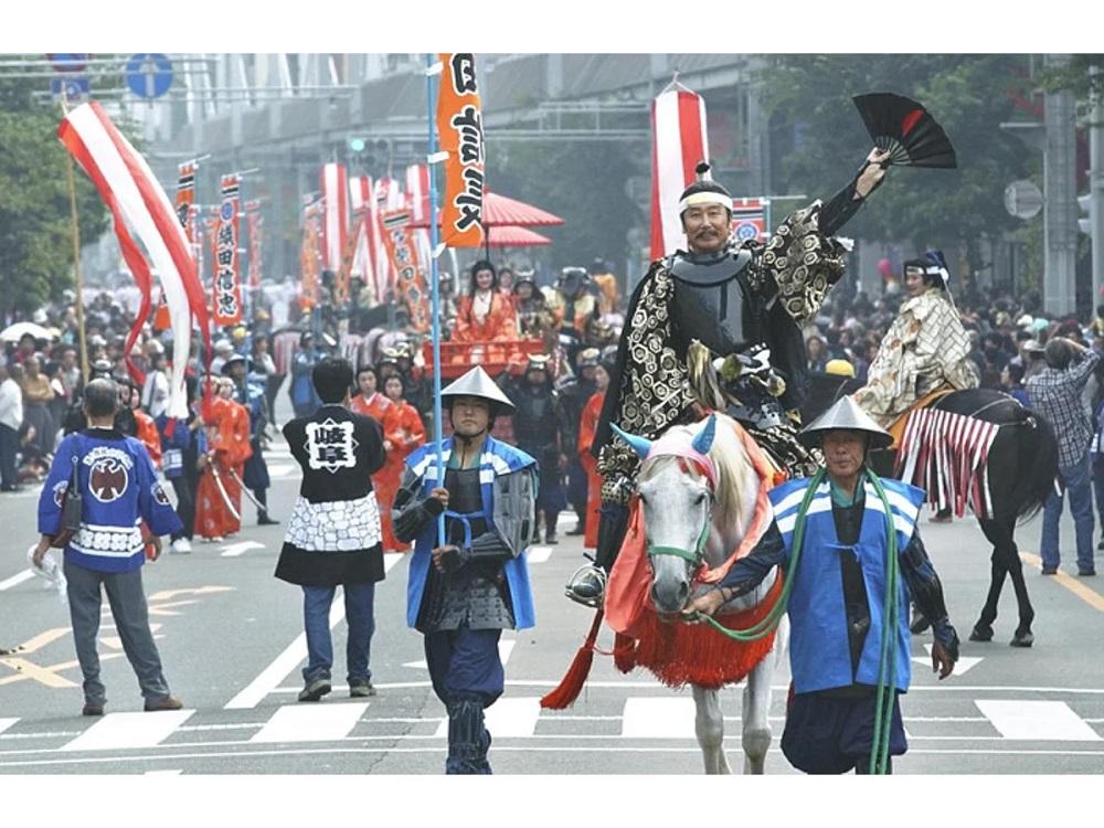 岐阜市每年也舉行信長祭表揚名將。