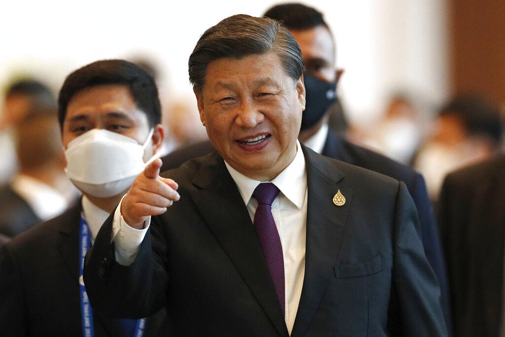 習近平出席APEC會議,呼籲共建亞太共同富裕等。(美聯社)