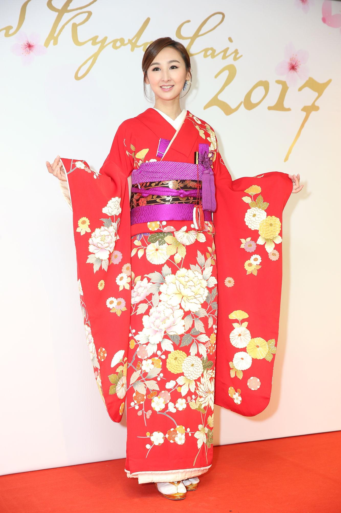 高海寧穿婚嫁和服行騷 Am730 高海寧穿婚嫁和服行騷 Am730