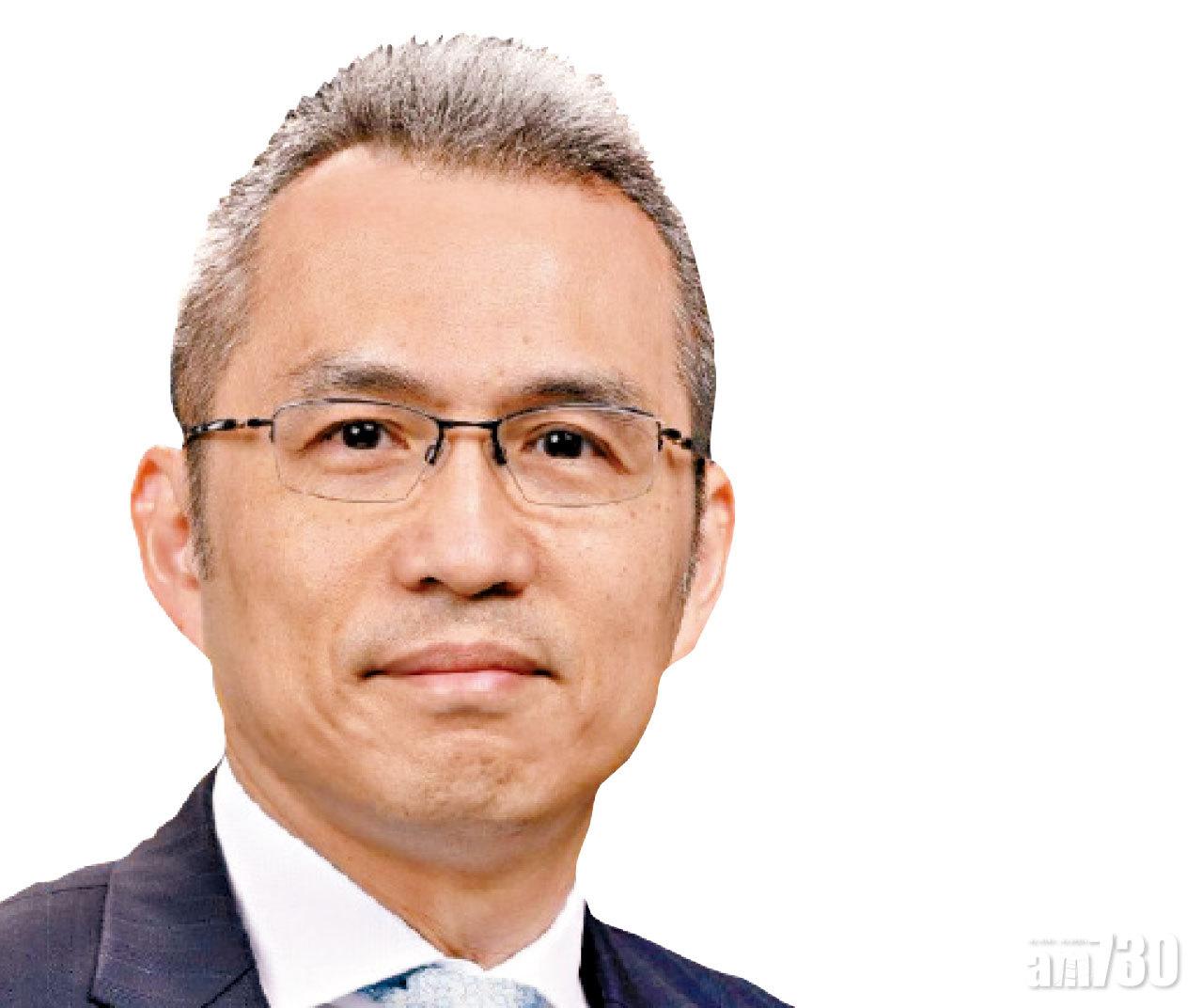 梁卓然