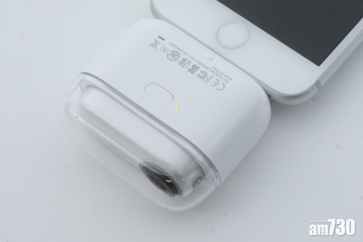 充電盒背面有個按鍵,一按會有LED燈顯示電量。