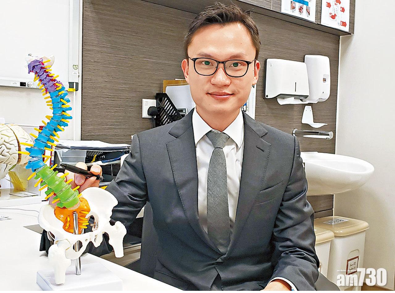 朱炎培指視乎肌肉營養不良症類別,患病兒童頗常見有脊椎側彎或前彎的問題。