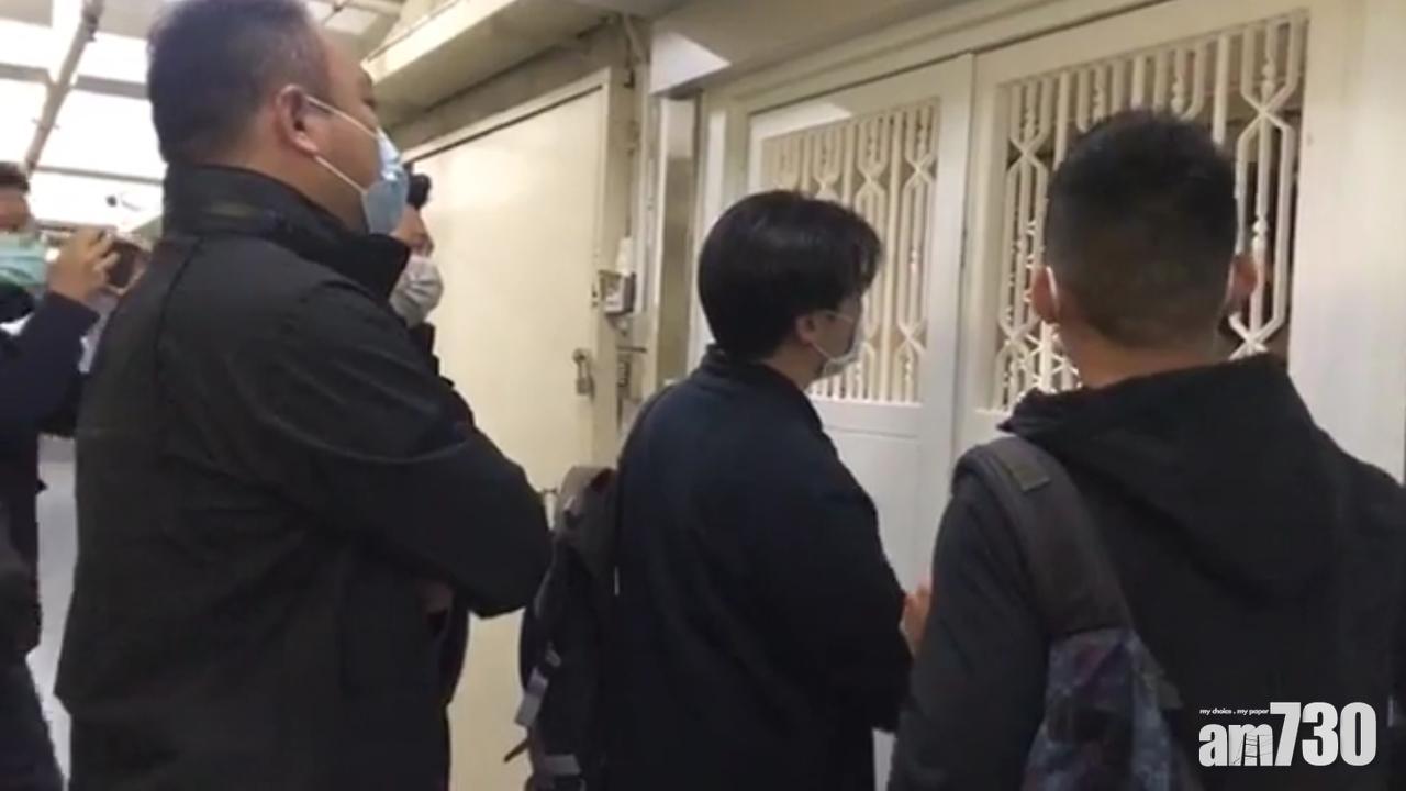 《立場新聞》指警方今早前往辦公室,要求負責人簽交出文件令。(立場新聞FB截圖)