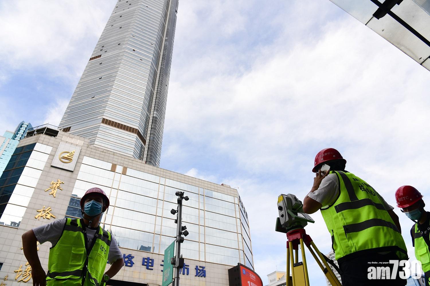 深圳政府聘請專業機構每日監測賽格大廈沉降晃動數據。(資料圖片)