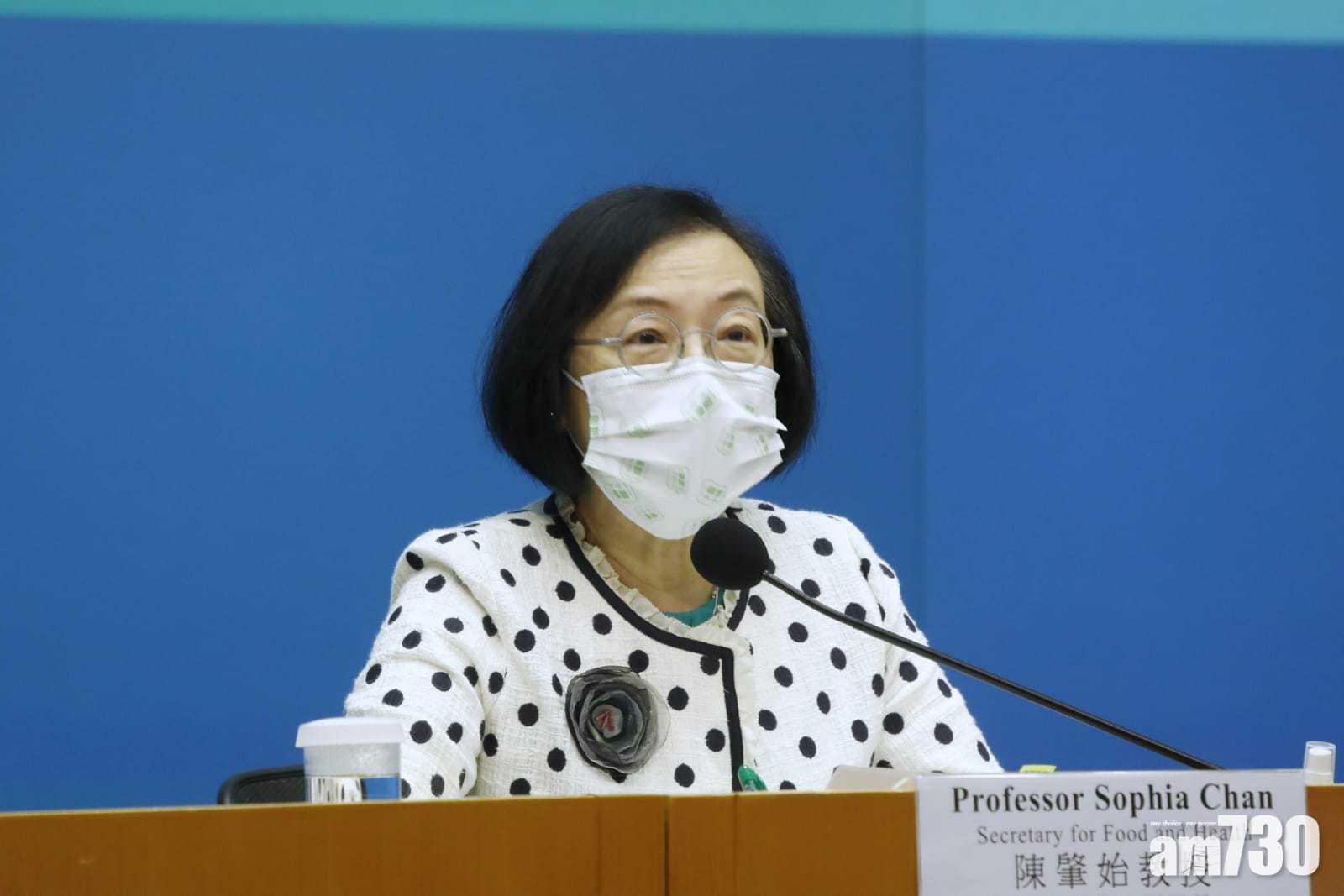陳肇始指,8月內收緊B類食肆員工的檢測規定,由每14天改為每7天一次,但已完成接種疫苗的員工則會視為已符合檢測要求。(林俊源攝)