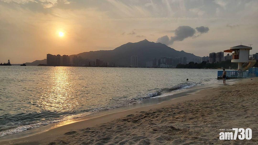黃金泳灘一望無際的海岸線,最適合大家賞月。(IG: bennylau3)