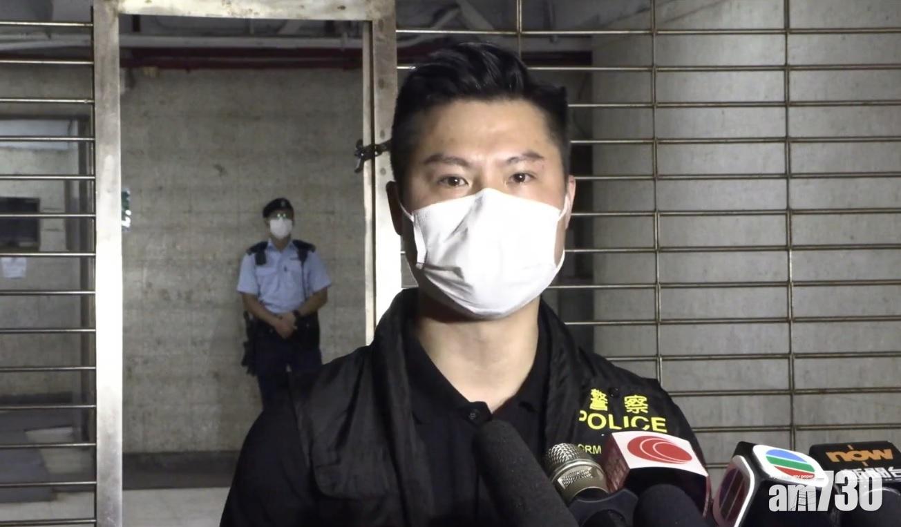 警方灣仔警區總督察(刑事)何兆東交代紅磡工廈破低息貸款詐騙集團指揮中心案件。