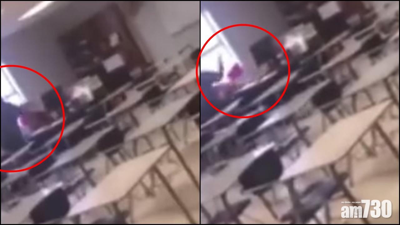 TikTok瘋傳掌摑老師挑戰,有殘障女教師被打至倒地。(網上片段截圖)