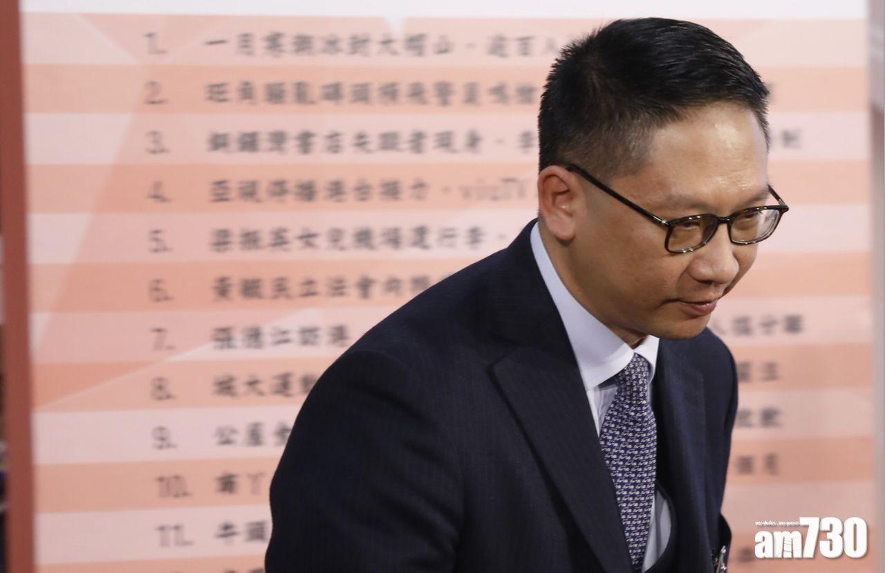 前律政司司長,袁國強於2015年接連因嚴重腸病而入院治療。