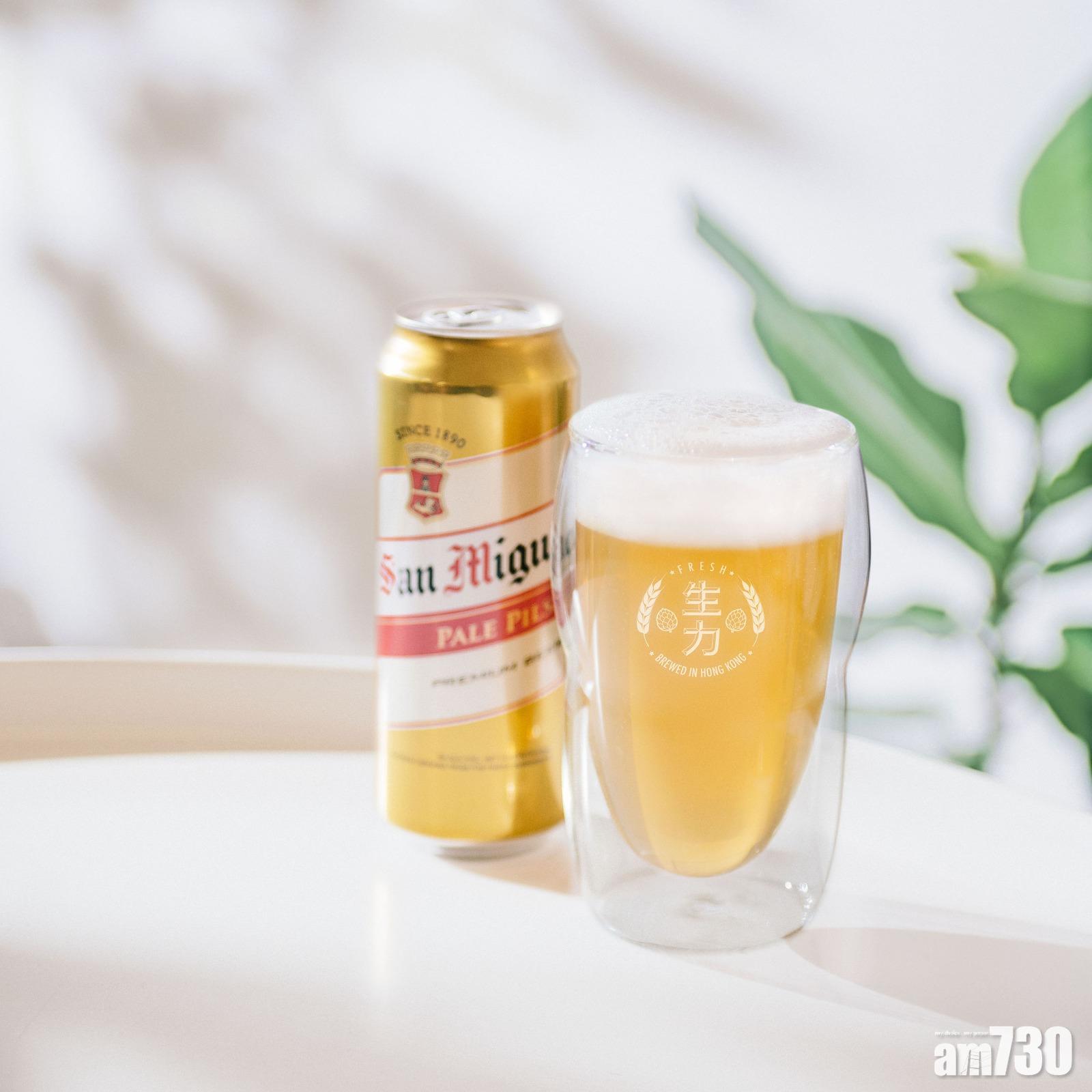 限量版雙層玻璃杯,玻璃杯採用光滑流線形設計,貫徹簡約美學,雙層玻璃設計,有較佳保冷功能。